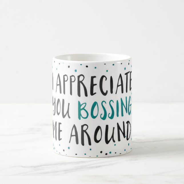 Tasse heureuse de jour de patron (Centre)