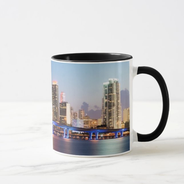 Tasse Horizon lumineux de Miami du centre au crépuscule (Droite)