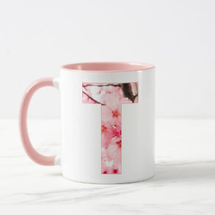 Tasse initiale florale T   Nom et traits personnal