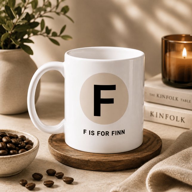 Tasse initiale moderne – Design “F est pour [Nom]” (Créateur téléchargé)