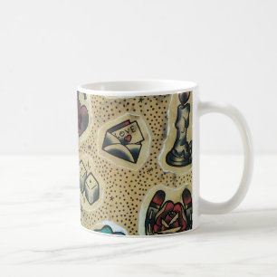 Tasse instantanée traditionnelle de tatouage