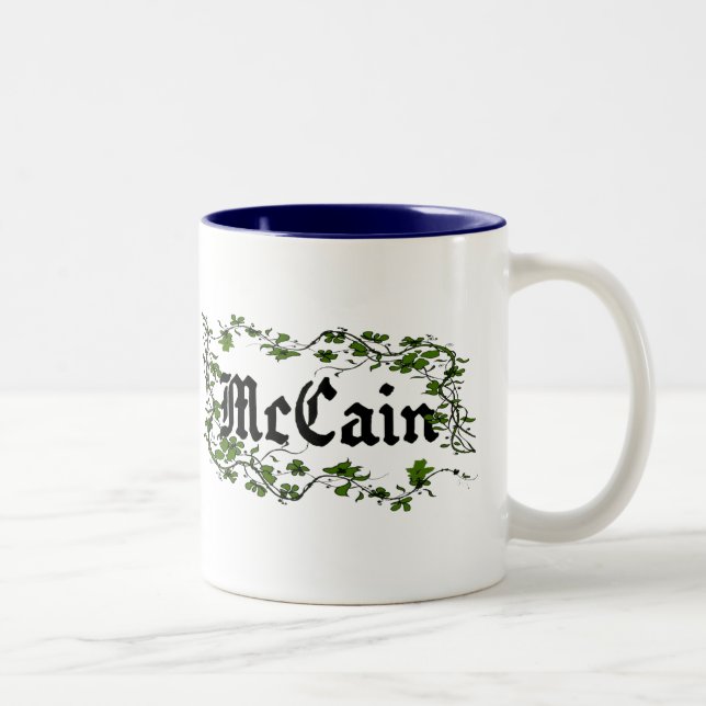 Tasse irlandaise celtique de rampement de lierre (Droit)