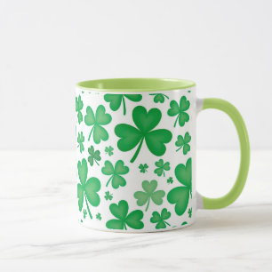 Tasse irlandaise de shamrock