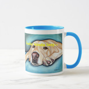 Tasse jaune de laboratoire