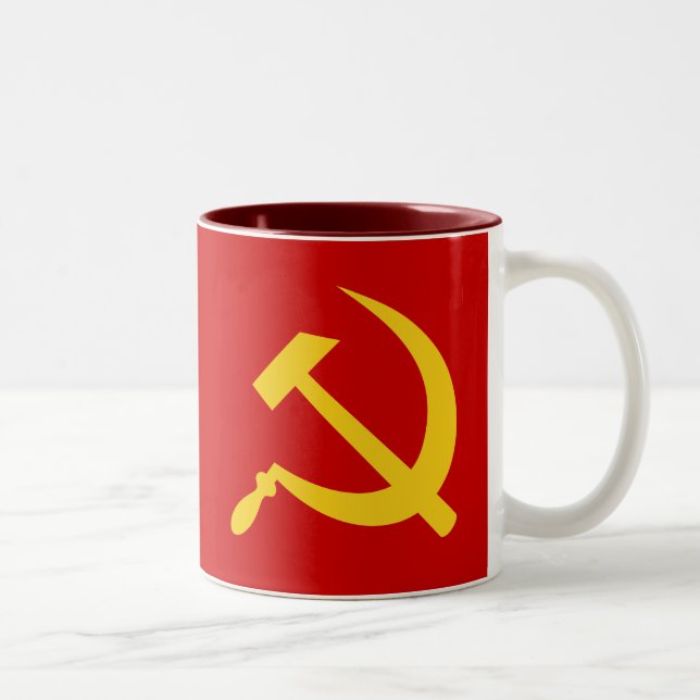 Tasse (jaune) de marteau et de faucille (Droit)