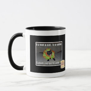 Tasse Je ne suis pas un chat. Une salade.