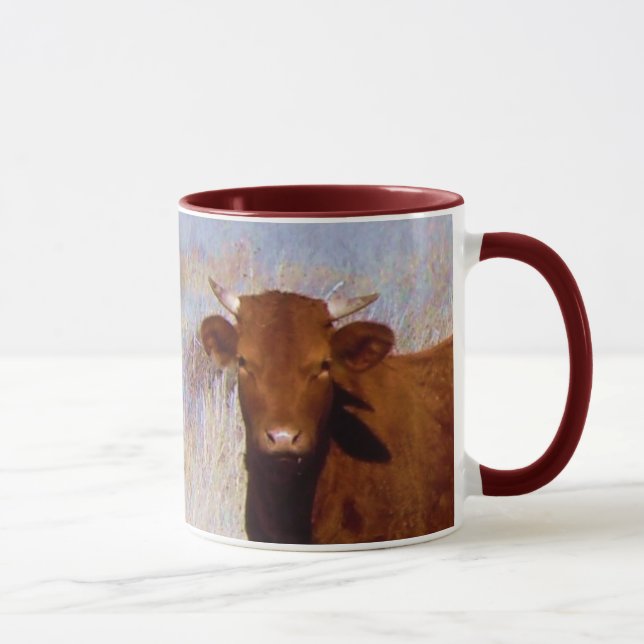 Tasse Jeunes bétail rouges mignons de vache avec des (Droite)