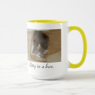 Tasse Kitty dans une boîte