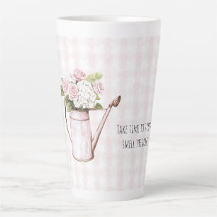Tasse Latte Arrosoir Fleurs Blanches Roses Roses