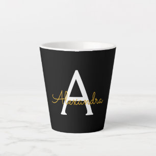 Tasse Latte Black Gold Modern Script Nom du monogramme de la f
