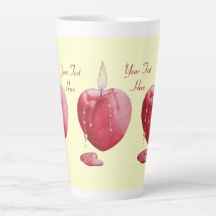 Tasse Latte bougie brûlante coeur d'amour romantique rouge