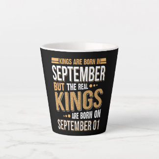 Tasse Latte Cadeau d'anniversaire | La Reine Est Née En Septem
