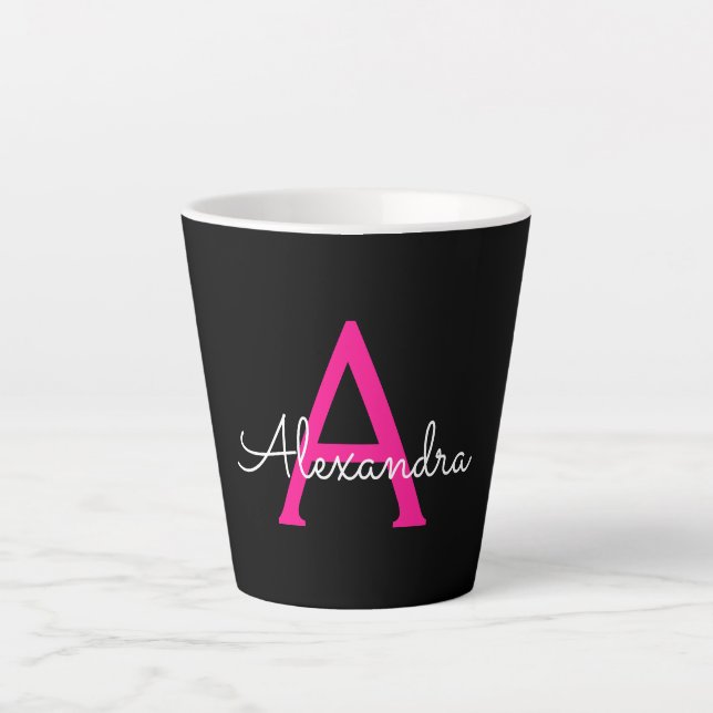Tasse Latte Chaud rose noir Script Girl Nom du monogramme (Devant)