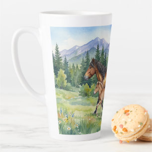 Tasse Latte Cheval islandais bai et poulain dans une prairie d