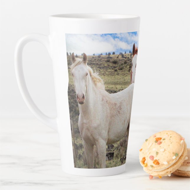 Tasse Latte Chevaux des Steens du Sud (En situation)