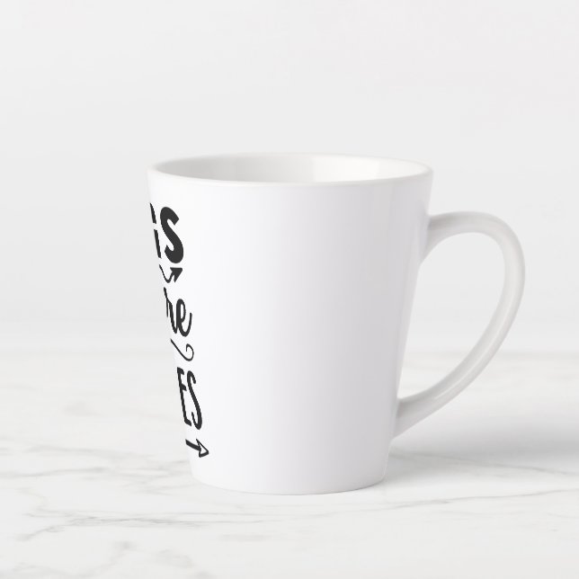 Tasse Latte Chiens avant les mecs (Droite)