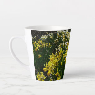 Tasse Latte Daffodiles jaunes et blancs Fleurs de printemps