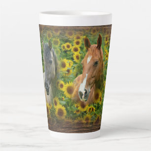 Tasse Latte De beaux chevaux dans le champ de tournesols