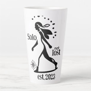 Tasse Latte Déclaration de voyageur solo confiant
