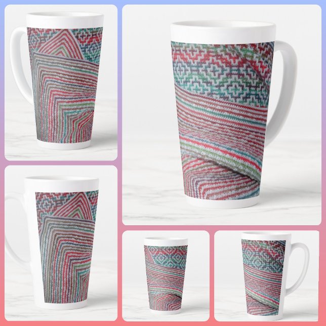 Tasse Latte Des Motifs brillants et croisés (Créateur téléchargé)