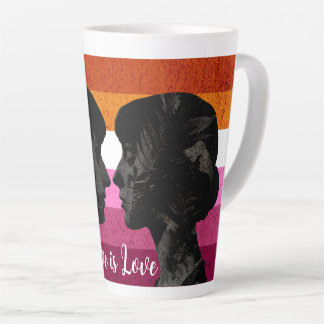 Tasse Latte Drapeau lesbien avec deux silhouettes de femme