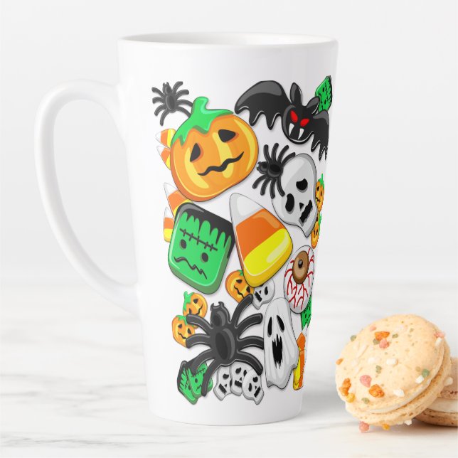 Tasse Latte Fête des Candies Éffrayantes d'Halloween (En situation)