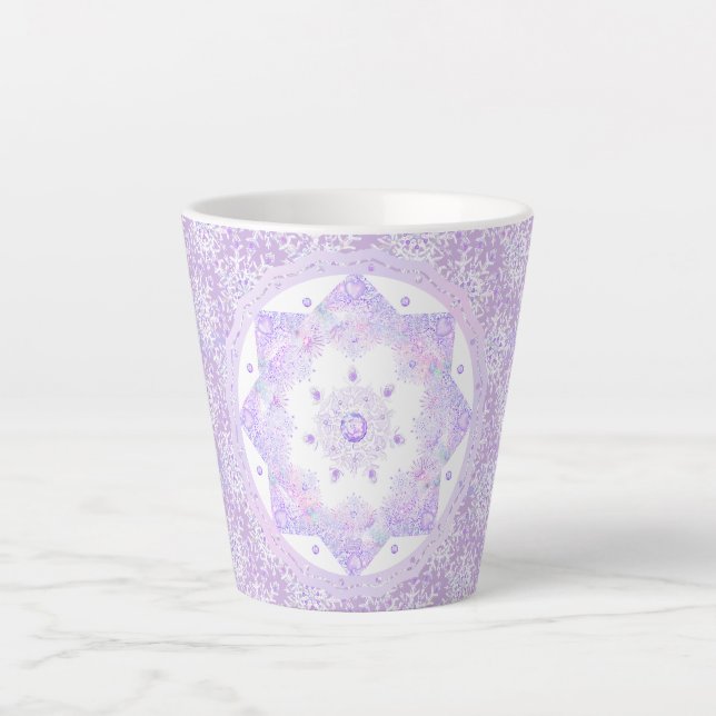 Tasse Latte flocon de neige violet clair et coeur étincelant (Devant)