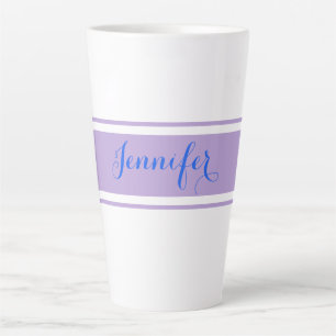 Tasse Latte Grand nom de script bleu, Lavender Strips sur blan