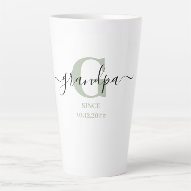 Tasse Latte Grand-père Élégant Script Monogramme Vert Argent (Devant)