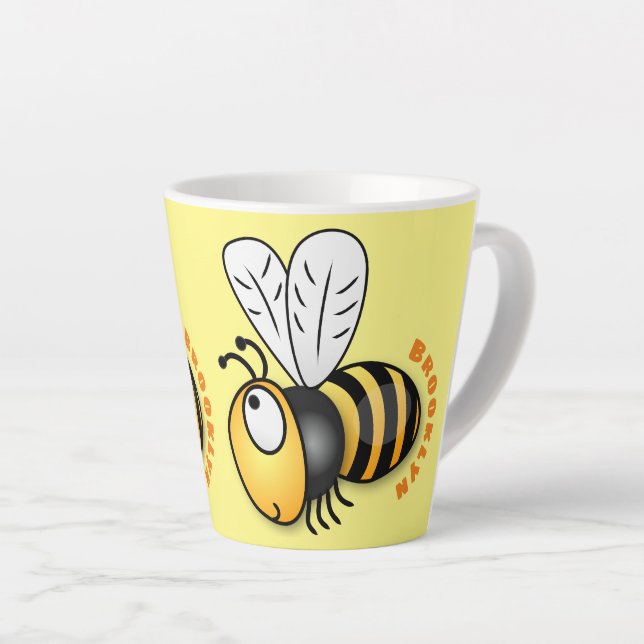 Tasse Latte Illustration de dessin animé d'abeilles joyeux (Angle droit)