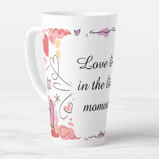 Tasse Latte Illustration de doodle d'amour enjoué