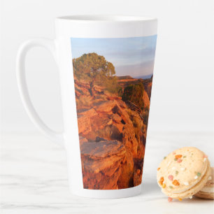 Tasse Latte Lever de soleil sur le sentier Grand View au monum