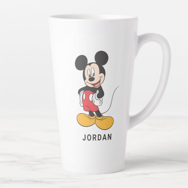 Tasse Latte Mickey moderne | Mains latérales sur les hanches (Droite)
