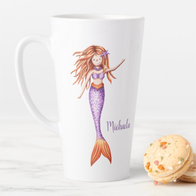 Tasse Latte Mignonne sirène avec Cheveux rouge pourpre orange  (En situation)