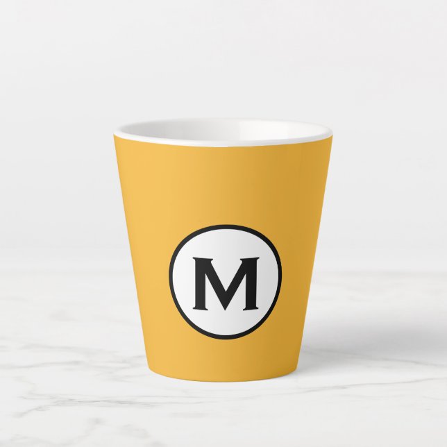 Tasse Latte Monogramme jaune moutarde moderne (Devant)