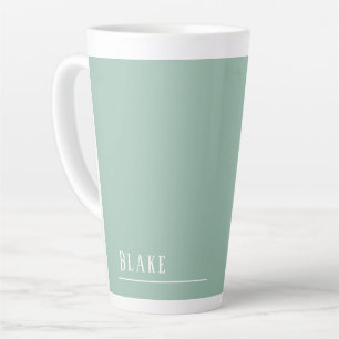 Tasse Latte monogramme personnalisé, vert sauge moderne