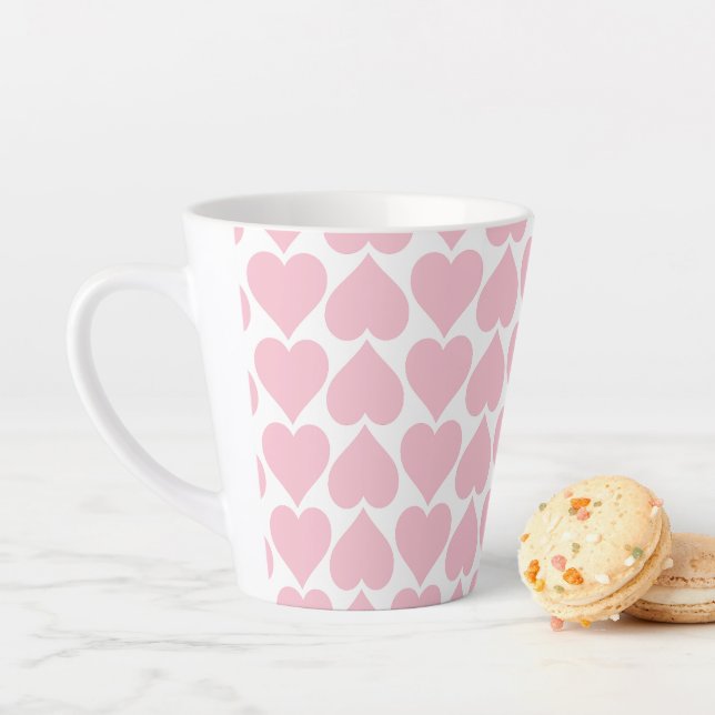 Tasse Latte Motif de cœurs roses, romantique, amour (En situation)