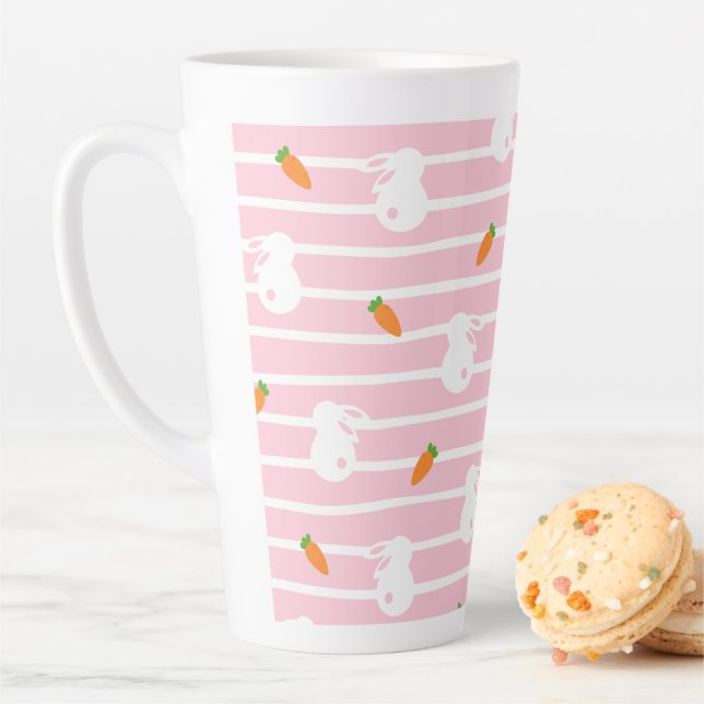 Tasse Latte Motif de lapin rose et de carotte (En situation)