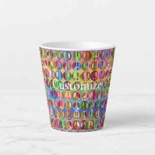 Tasse Latte motif de symboles de paix multicolores