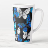 Motif sans couleur foncée avec papillons bleus Mor
