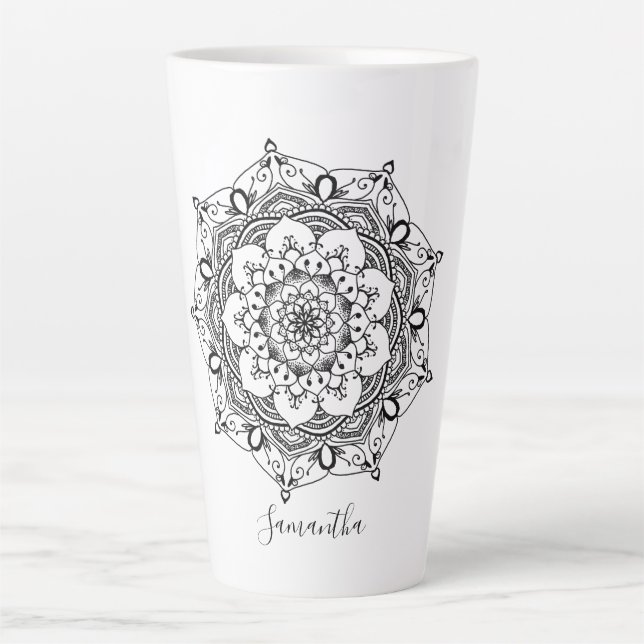 Tasse Latte Nom personnalisé Mandala (Devant)