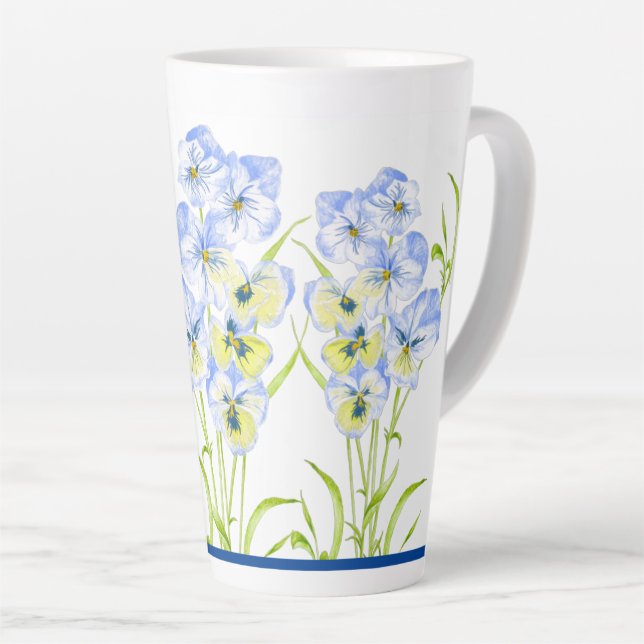 Tasse Latte Pansies bleues Icy sur une grande tôle (Angle droit)