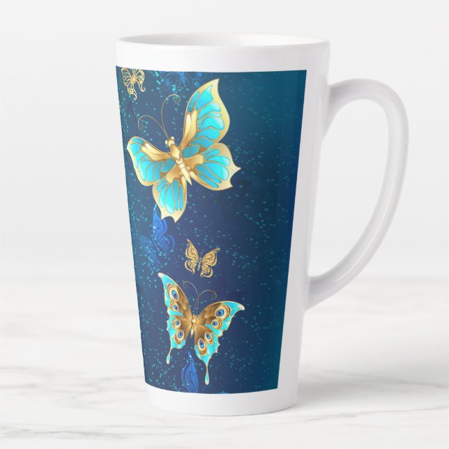 Tasse Latte Papillons d'or sur un Arrière - plan bleu (Droite)