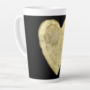 Tasse Latte Pomme de terre frite en forme de cœur
