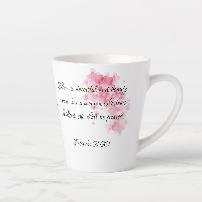 Tasse Latte Proverbes 31:30 Une femme qui craint le Seigneur (Droite)