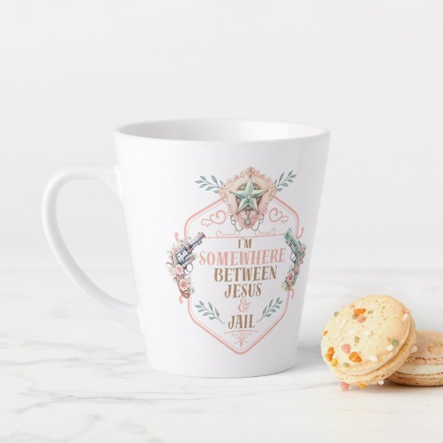 Tasse Latte Quelque part entre Jésus et la prison Boho Pays (En situation)