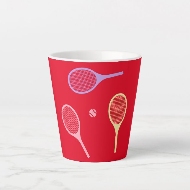Tasse Latte Raquettes de tennis Pastel avec balle de tennis en (Devant)