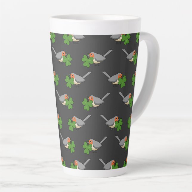 Tasse Latte Robin mignon avec Shamrock en caricature (Angle droit)