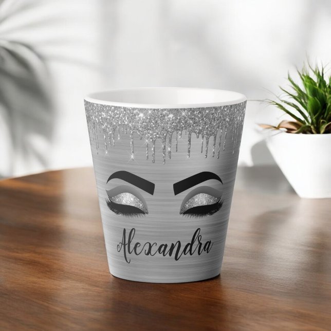 Tasse Latte Silver Glitter Sparkle Eyelashes Monogram (Créateur téléchargé)