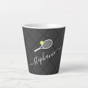 Tasse Latte Tennis Nom de script personnalisé Monogramme